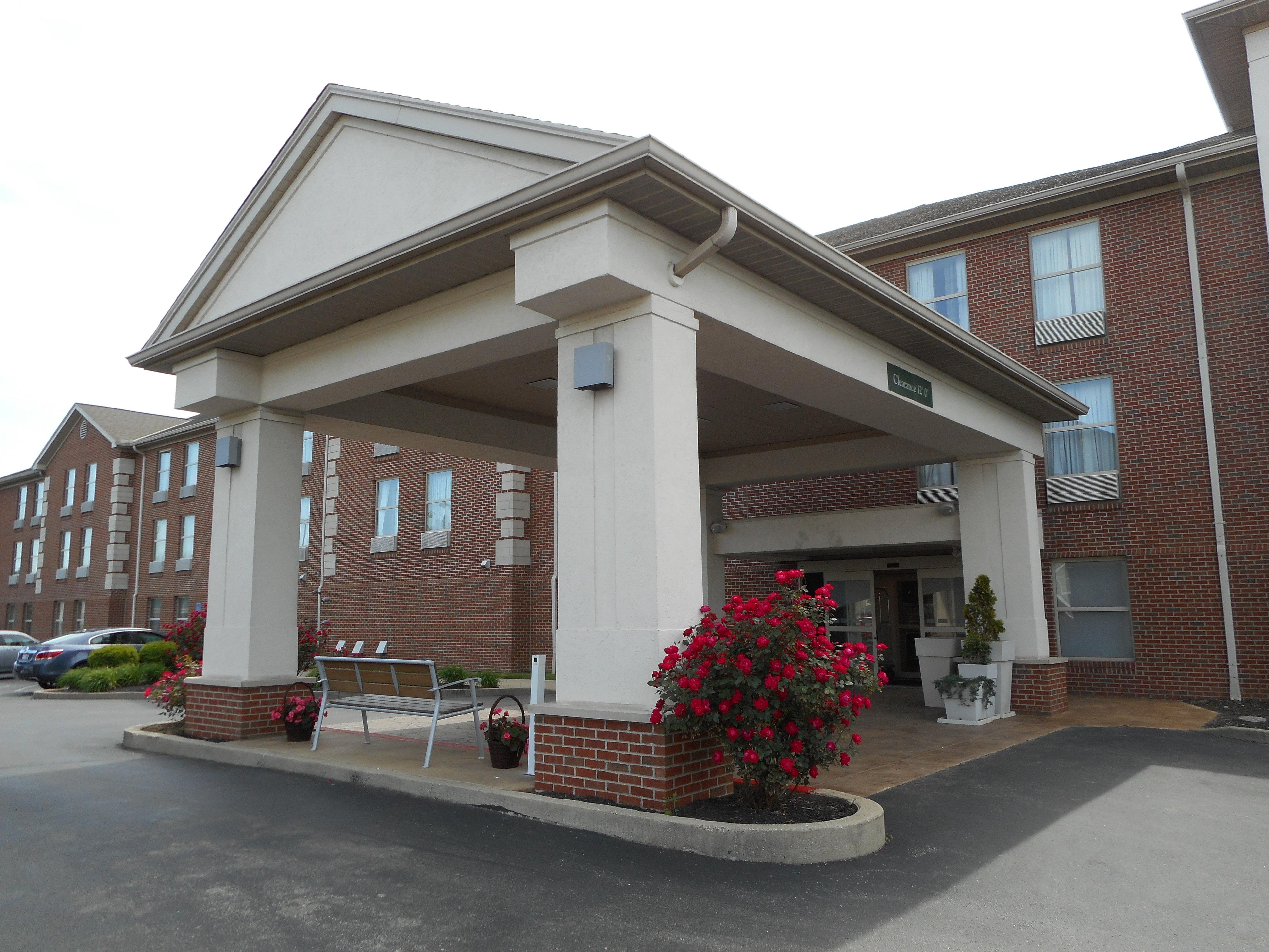 Holiday Inn Express Fairfield By Ihg מראה חיצוני תמונה