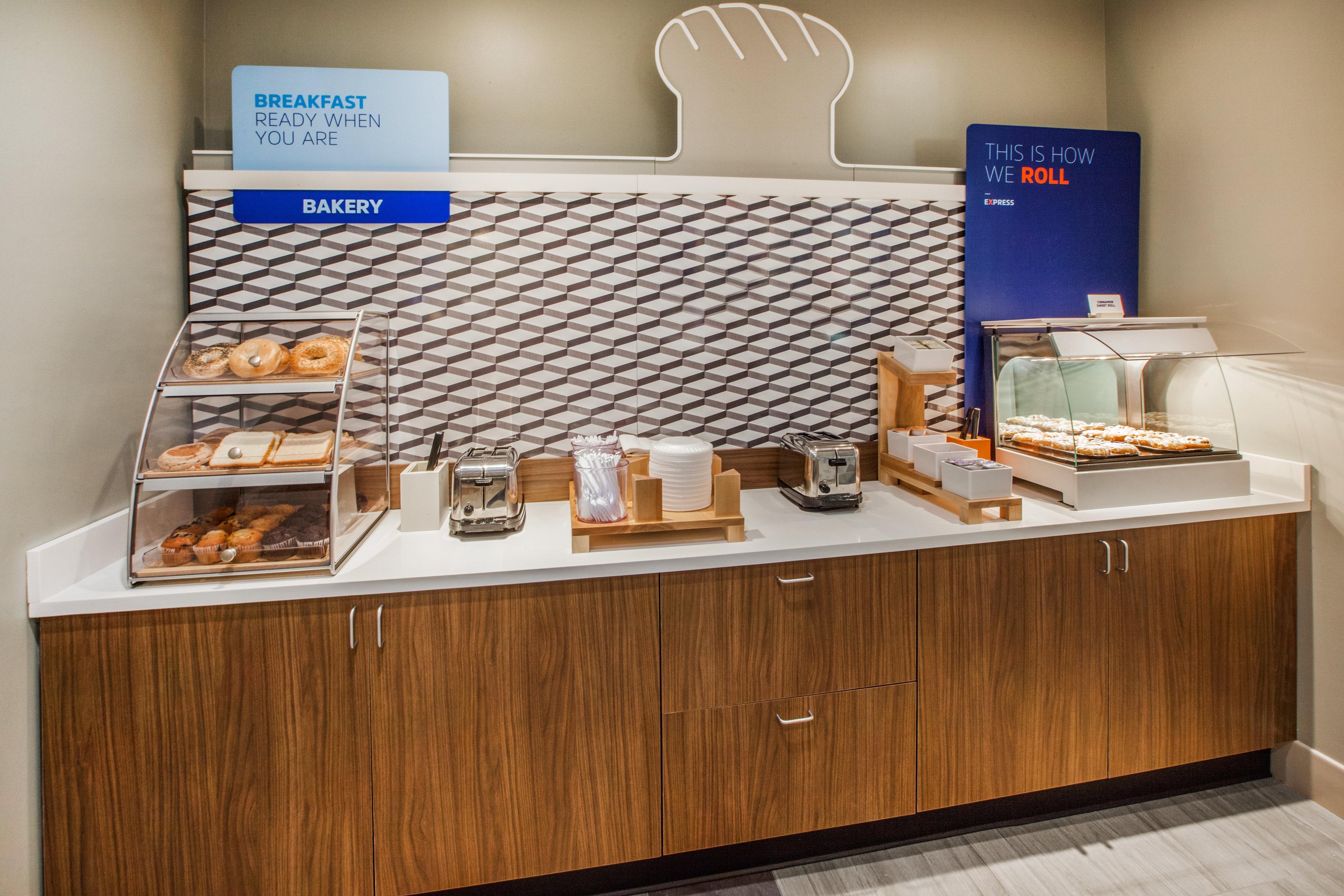 Holiday Inn Express Fairfield By Ihg מראה חיצוני תמונה