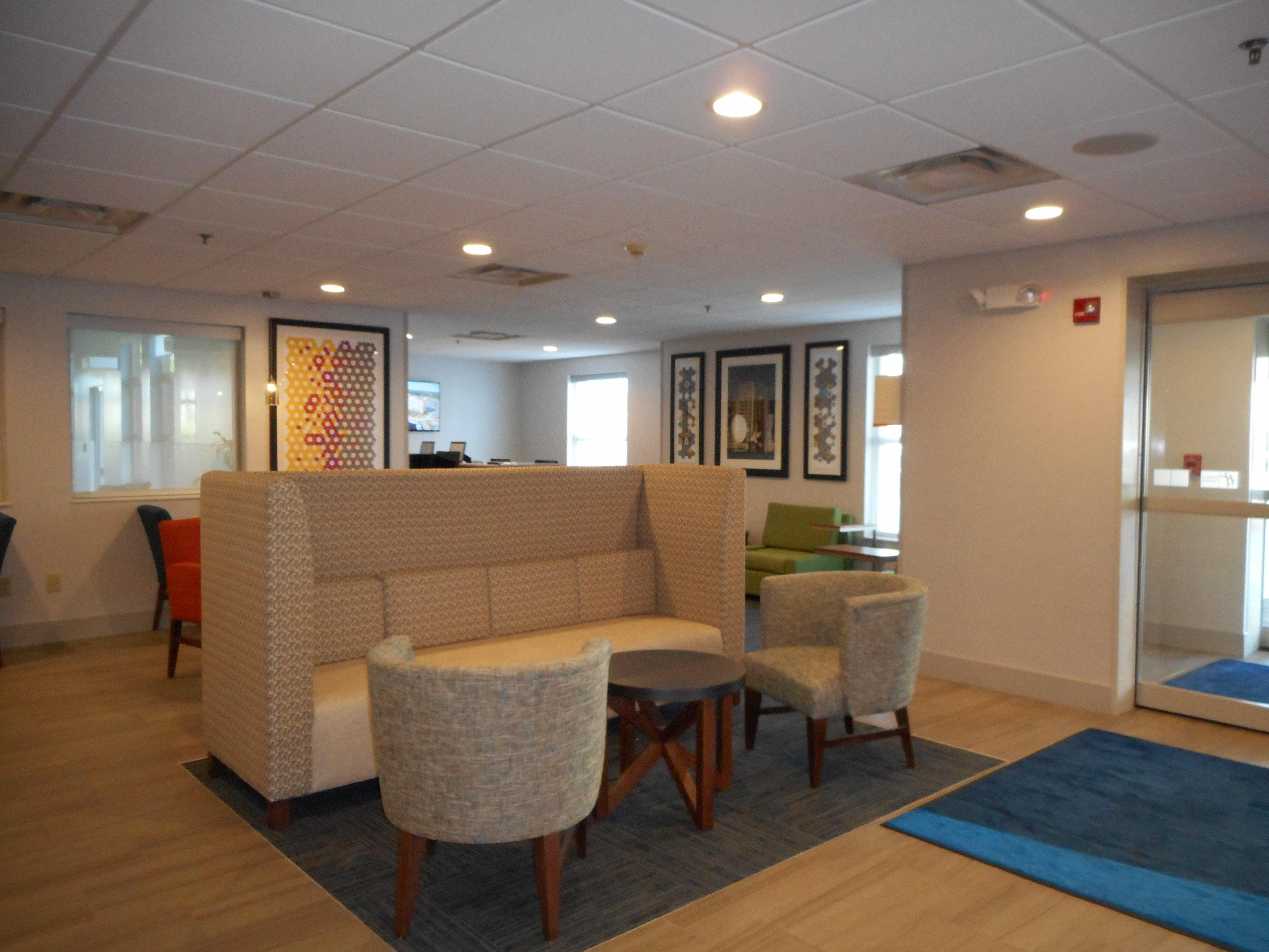 Holiday Inn Express Fairfield By Ihg מראה חיצוני תמונה