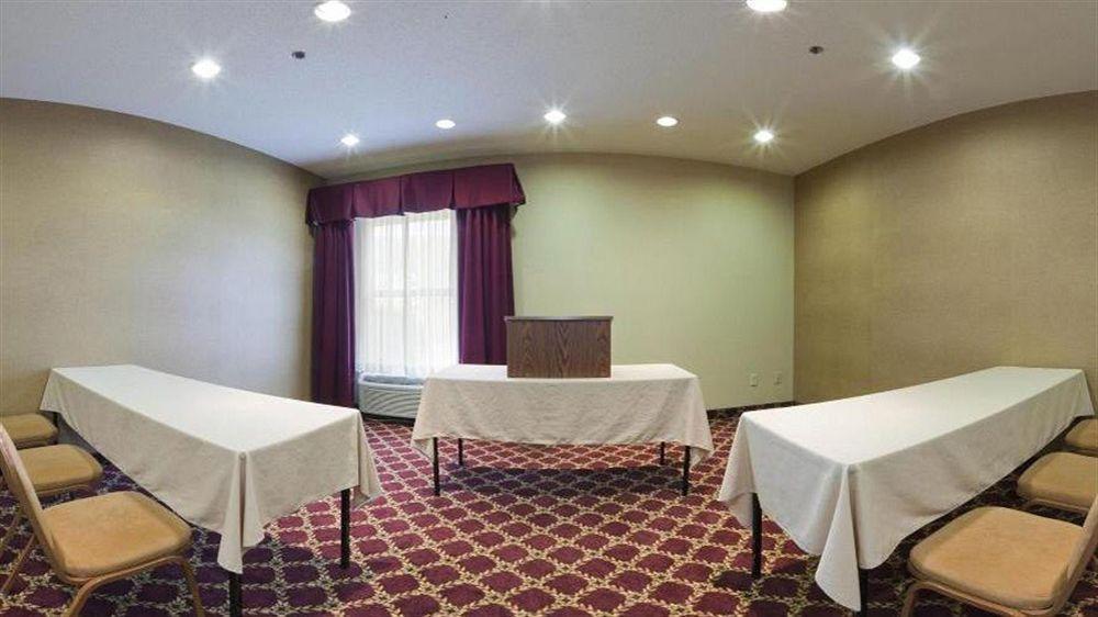 Holiday Inn Express Fairfield By Ihg מראה חיצוני תמונה