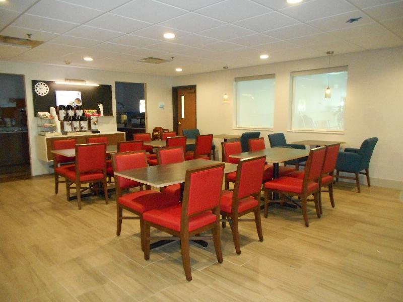 Holiday Inn Express Fairfield By Ihg מראה חיצוני תמונה